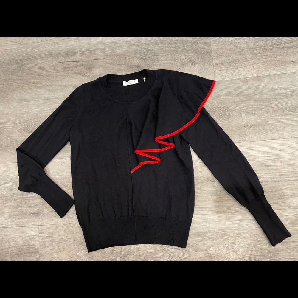 Sandro Sweater in size 1 Navy and red line design